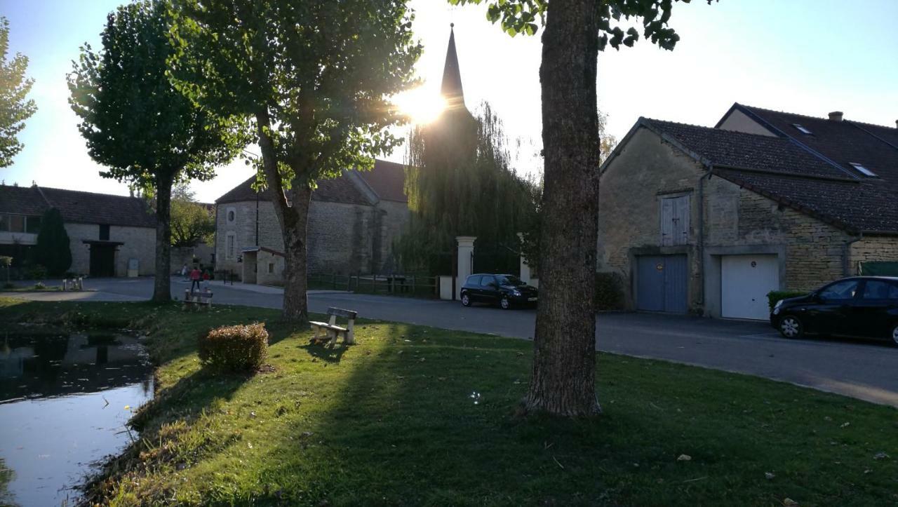 Chez Twiggy - Guesthouse Vintage A Prenois 외부 사진